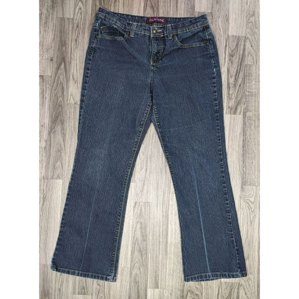 (3/$35) Gloria Vanderbilt Size 12 Short Pockets Embroidered Straight Leg Jeans